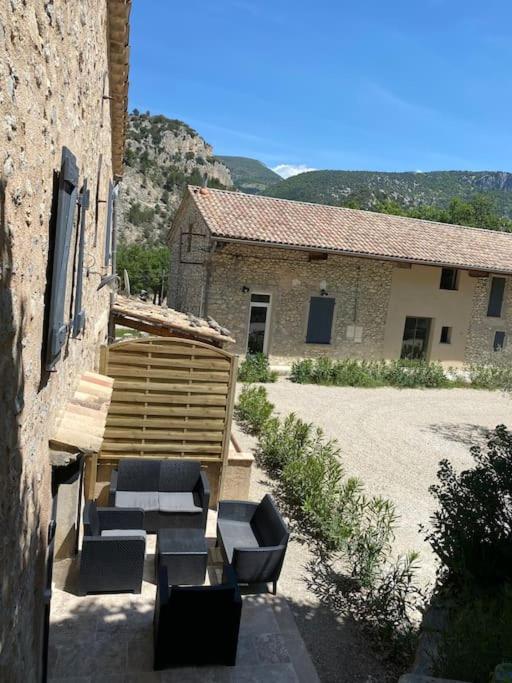 Plaisians Petite Maison En Provence מראה חיצוני תמונה